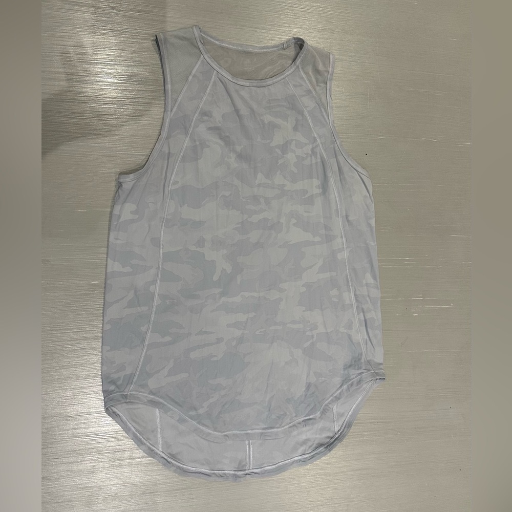 Lululemon-Grey Camo Sculpt Tank - Size 6/8 - Very Good Used Condition-like new